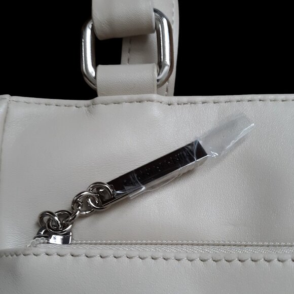 Giani Bernini Leather Woman's Shoulder Bag Off White - Picture 3 of 13